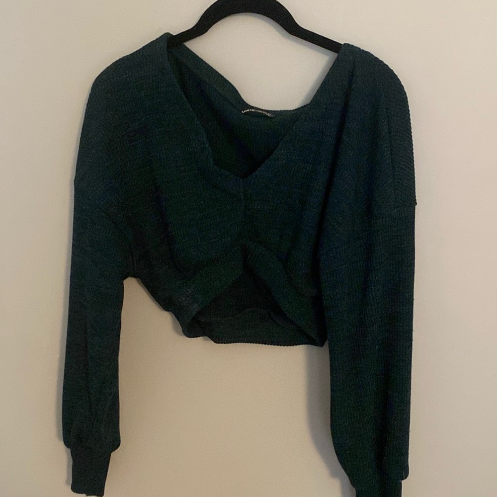 Cropped sweater , size S